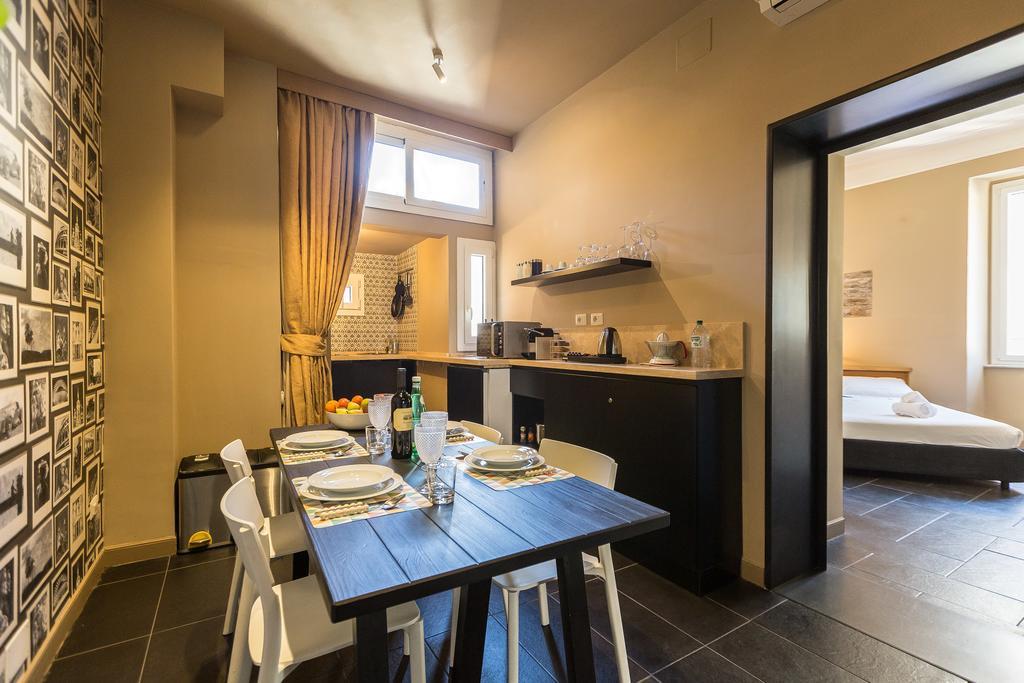 App Condotti Luxury Apartment In Rom Exteriör bild
