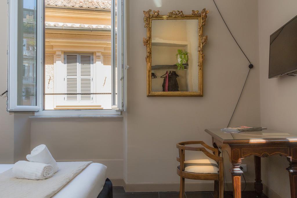 App Condotti Luxury Apartment In Rom Exteriör bild